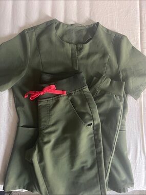 Figs Dark Olive Scrub Top and Pants
